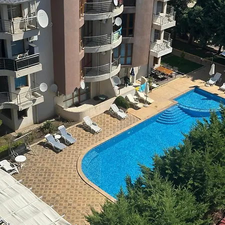 Sunny View Retreat At Sunny Cozy With Sunlit Balcony Slantchev Briag